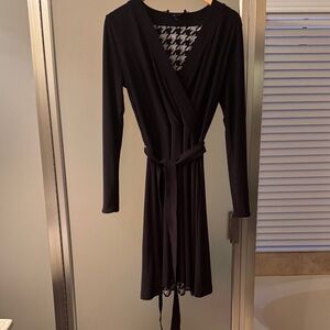 Reversible White House Black Market Black / Houndstooth Long Sleeve Dress